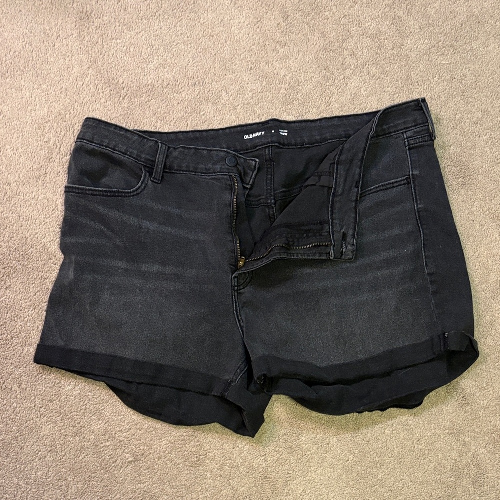 Old Navy Women's Black Cuffed Denim Shorts